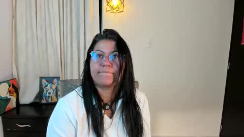 Snapshot of sofia_sorceress chatting on December 23, 12:52 am sofia_sorceress online show from December 23, 12:52 am