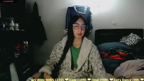 Snapshot of sofia_vanner chatting on November 13, 1:15 am SOFIA online show from November 13, 1:15 am