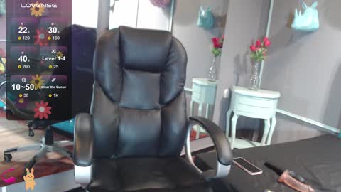 Sofa online show from January 25, 2:14 pm