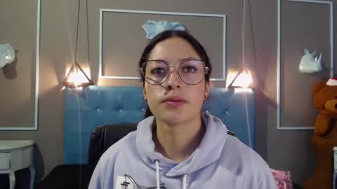 Sofa online show from November 18, 11:03 am