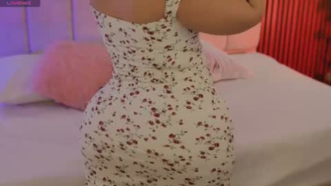 Snapshot of sofiaa_cortes chatting on July 22, 11:46 am Sofi online show from July 22, 11:46 am