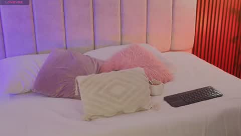 Snapshot of sofiaa_cortes chatting on July 30, 11:31 am Sofi online show from July 30, 11:31 am