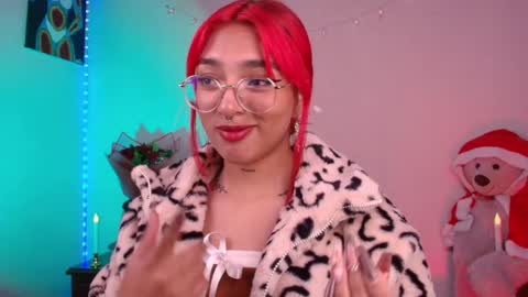 Snapshot of sofiaafoxx chatting on December 11, 1:26 am Sofia online show from December 11, 1:26 am