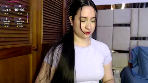 Snapshot of sofiaduque_26 chatting on May 11, 7:55 pm sofiaduque_26 online show from May 11, 7:55 pm