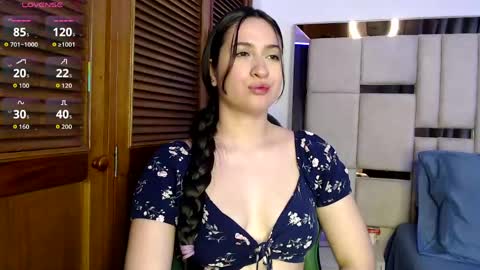 Snapshot of sofiaduque_26 chatting on May 12, 8:17 pm sofiaduque_26 online show from May 12, 8:17 pm