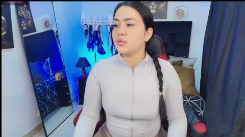 Snapshot of sofiaflores98 chatting on May 30, 12:35 pm Sofia online show from May 30, 12:35 pm