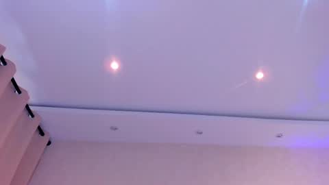 Snapshot of sofiagomez_1 chatting on May 28, 6:49 pm SOFI online show from May 28, 6:49 pm