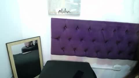 sofiakitty18 online show from January 17, 7:06 pm