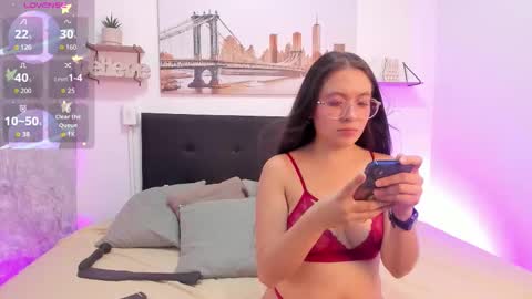 sofialujan_ online show from January 7, 11:40 pm