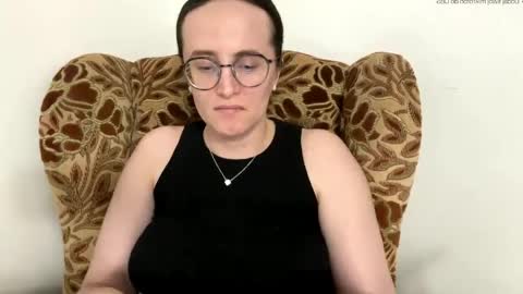 Sofia online show from June 3, 6:24 pm