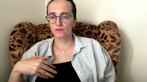 Sofia online show from June 11, 1:42 pm