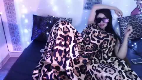 Snapshot of sofianix chatting on February 23, 5:18 pm SOFIA NIX online show from February 23, 5:18 pm