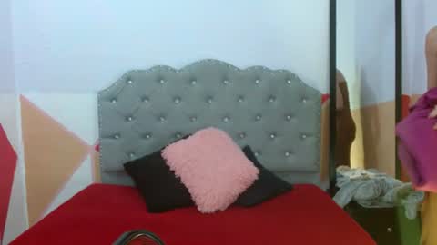 Snapshot of sofiaspring chatting on July 1, 5:34 pm Sofia online show from July 1, 5:34 pm