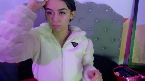Snapshot of sofiaspring chatting on July 25, 2:03 pm Sofia online show from July 25, 2:03 pm