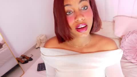 Sofia Stanley online show from June 4, 10:54 am