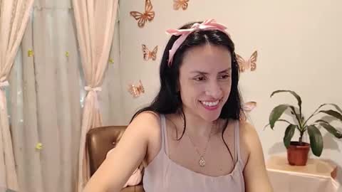 Sofi Bella online show from October 14, 3:35 pm