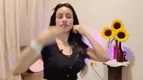 Sofi Bella online show from January 12, 7:30 pm