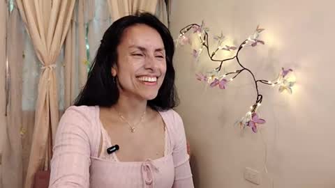 Sofi Bella online show from April 27, 7:12 pm