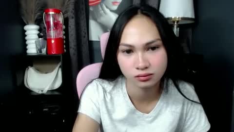 Snapshot of sofie_asian chatting on February 21, 5:20 pm JANA online show from February 21, 5:20 pm