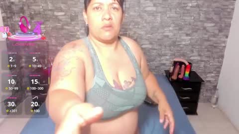 Snapshot of sofie_storm chatting on February 27, 10:15 am Vicky online show from February 27, 10:15 am