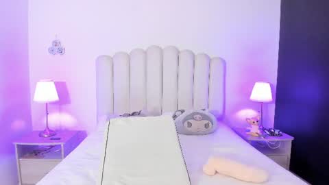 sofiebunnie online show from August 2, 11:14 pm