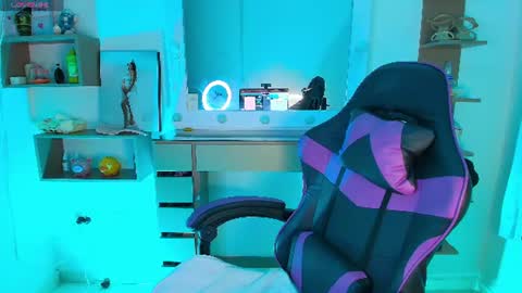 Sofie Rosee online show from July 17, 2:07 am