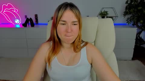 sofii_darling online show from November 21, 6:39 pm