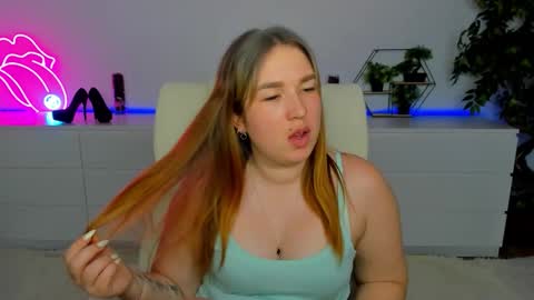 sofii_darling online show from March 2, 6:04 pm