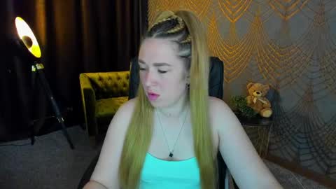sofii_darling online show from April 12, 4:45 pm