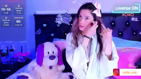 sofiia cute  online show from May 5, 4:09 am