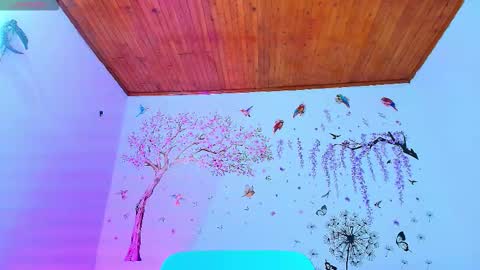  Sofa Daz  online show from February 18, 1:51 pm