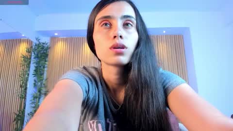 Sofiia  Everyday From 1400 to 2200 Col Time online show from December 1, 6:02 pm