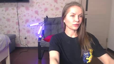 Snapshot of sofiyaruch chatting on May 26, 7:59 am Kaitbrunette and SofiblondeWelcome room Private is Open Make us happy online show from May 26, 7:59 am