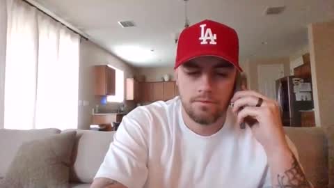 Snapshot of soft0ne chatting on April 6, 3:24 pm soft0ne online show from April 6, 3:24 pm