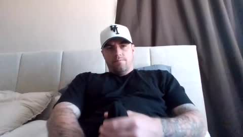 soft0ne online show from July 22, 4:32 pm