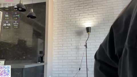 Snapshot of soft_caprice chatting on May 10, 12:32 pm soft_caprice online show from May 10, 12:32 pm
