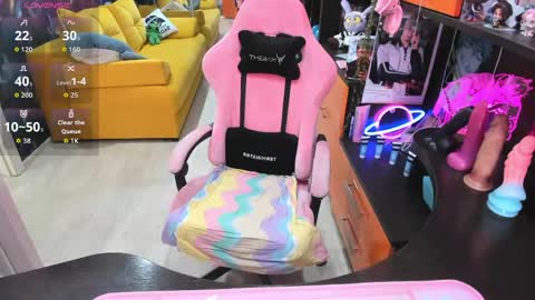 Sofie online show from June 5, 2:40 am