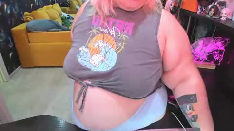 Sofie online show from August 1, 2:33 am