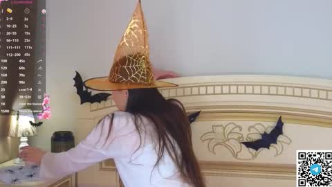 Elly online show from November 1, 6:15 am