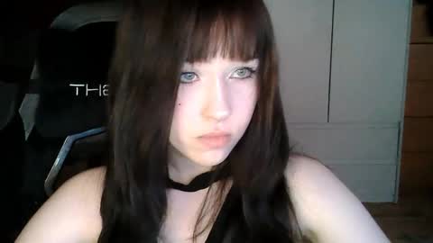 Eva online show from May 31, 6:09 pm