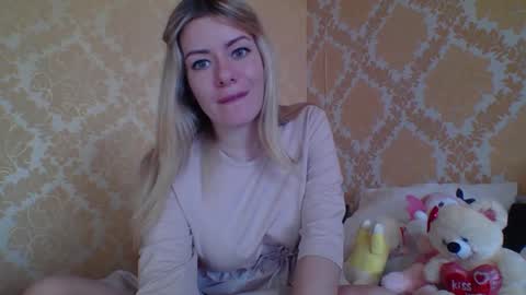 Snapshot of softy_aura chatting on June 3, 2:33 pm softy_aura online show from June 3, 2:33 pm