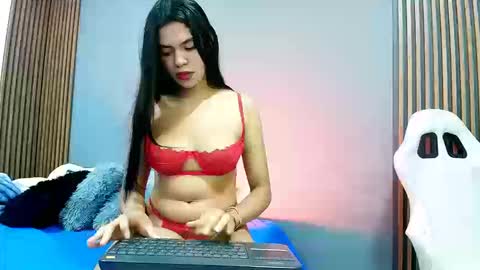 sofy west online show from September 20, 10:44 pm