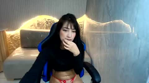 Snapshot of sol__r chatting on June 10, 3:07 am Sun online show from June 10, 3:07 am