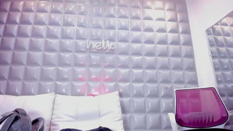 SOL  ANGEL online show from December 20, 4:03 pm