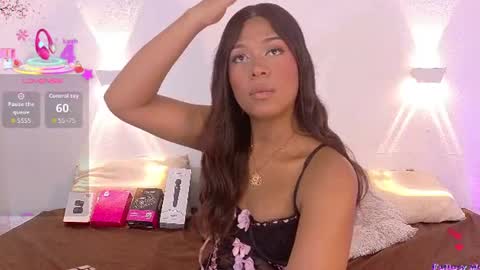 Snapshot of sol_vanegas chatting on July 12, 8:22 pm SOL online show from July 12, 8:22 pm
