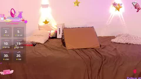 Snapshot of sol_vanegas chatting on July 28, 8:52 pm SOL online show from July 28, 8:52 pm
