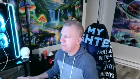 Snapshot of solarlunar1 chatting on October 6, 9:34 pm just ask online show from October 6, 9:34 pm