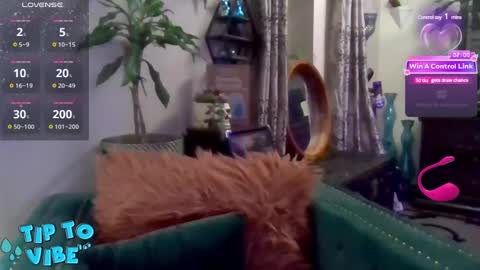 solesticia online show from January 6, 4:15 am