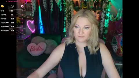 solesticia online show from June 30, 6:03 am