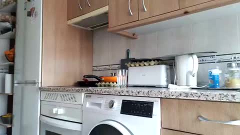 solo4u2 online show from April 9, 10:31 am